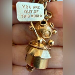 14k gold Litacharm charm